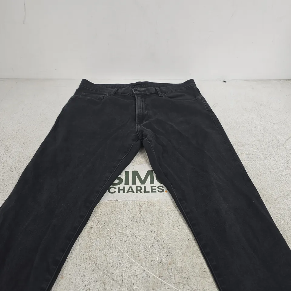 UNIQLO JEANS - BLACK HEATTECH TROUSERS (MEN) W36 L34
