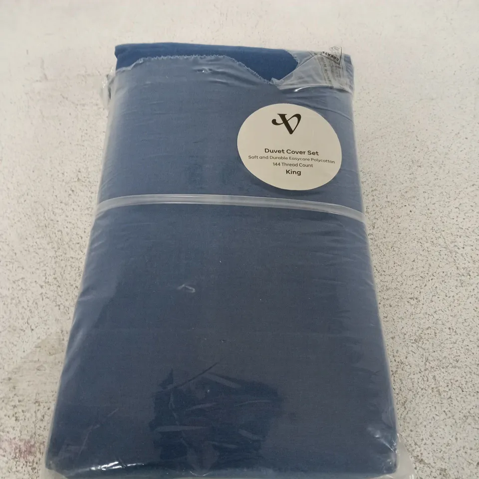 EASY CARE POLYCOTTON DUVET COVER AND PILLOWCASE SET - KING