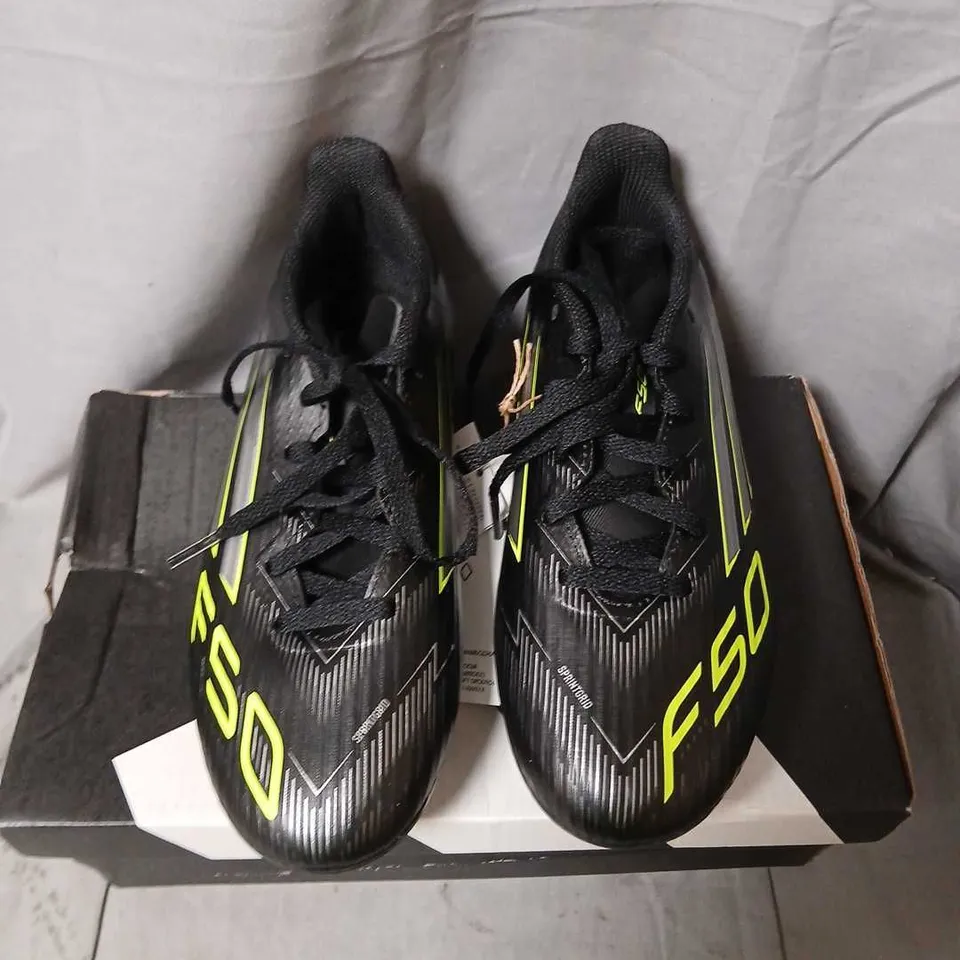 ADIDAS F50 LEAGUE SG J FOOTBALL BOOTS – BLACK/NEON YELLOW, UK 2 1/2