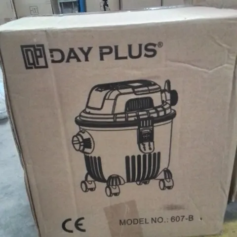 BOXED VACUUM CLEANER 