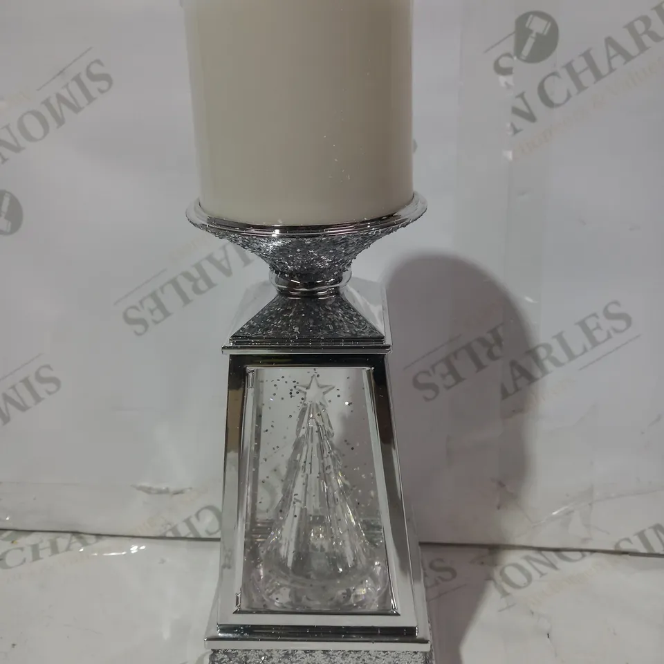 JULIEN MACDONALD FLAMELESS CANDLE HOLDER WITH SWIRLING GLITTER CHRISTMAS TREE 