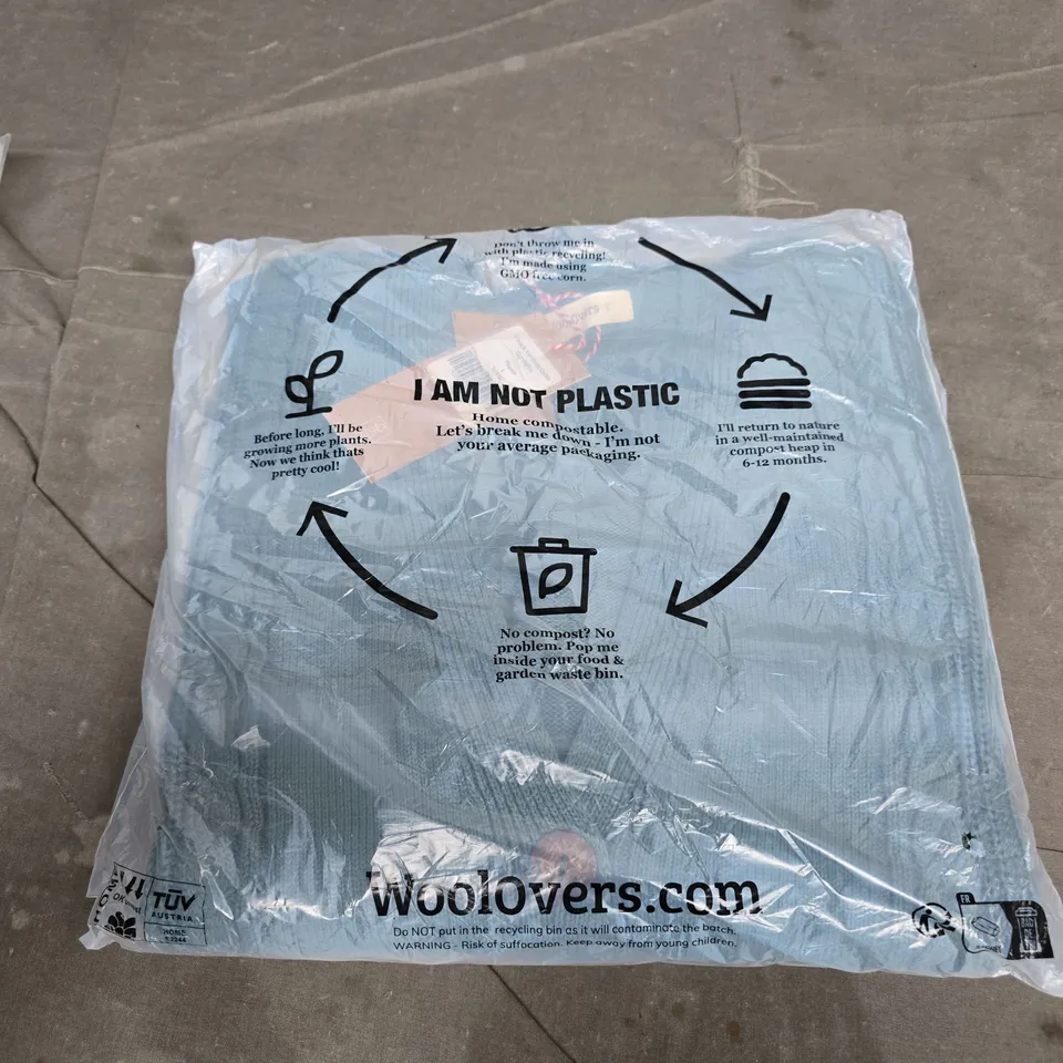 WOOLOVERS WOMEN'S V-NECK VERTICAL CABLE CARDIGAN – THYME, SIZE L