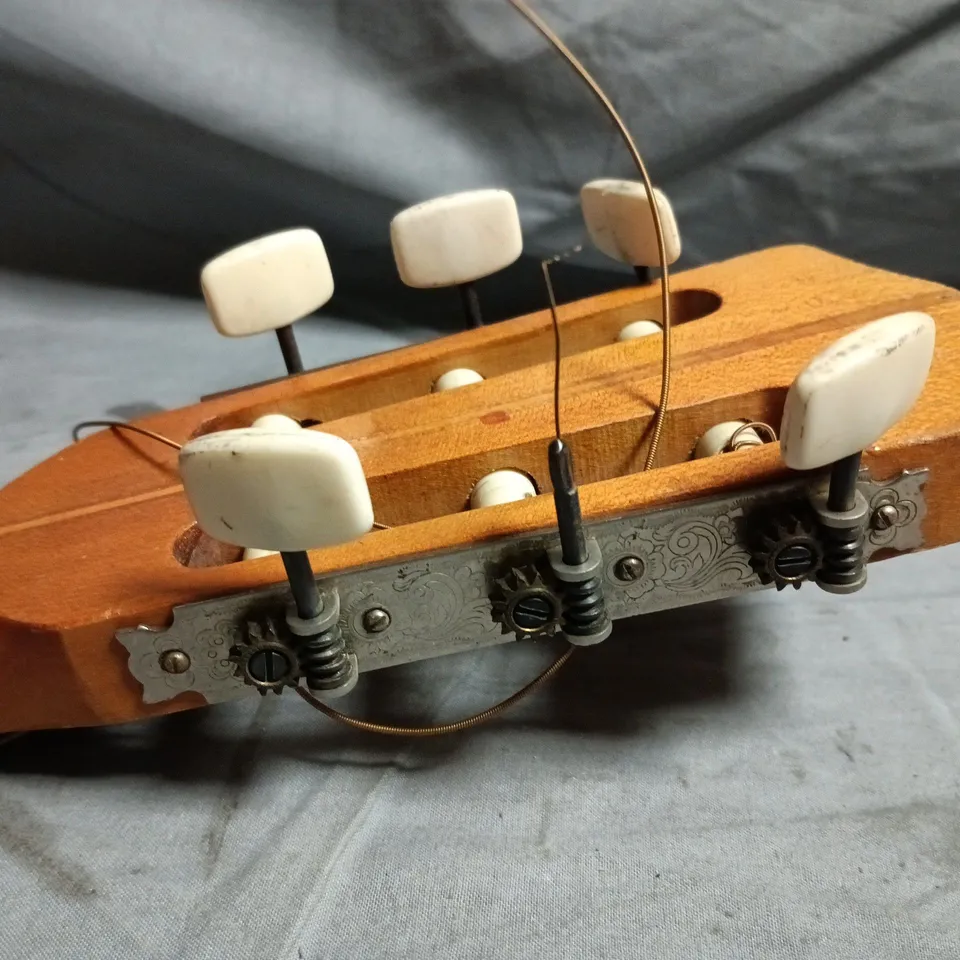 UNBRANDED ACOUSTIC GUITAR - COLLECTION ONLY