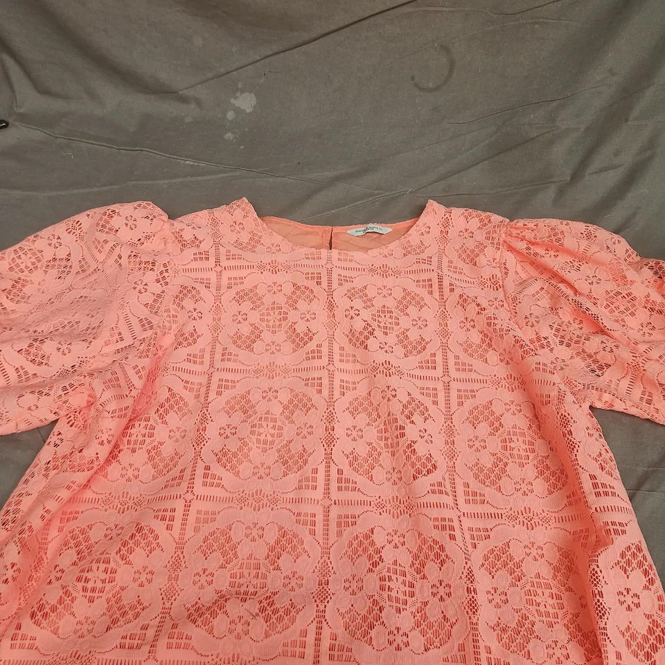 MARINA KANEVA LONDON CORAL LACE TOP – UK SIZE 22