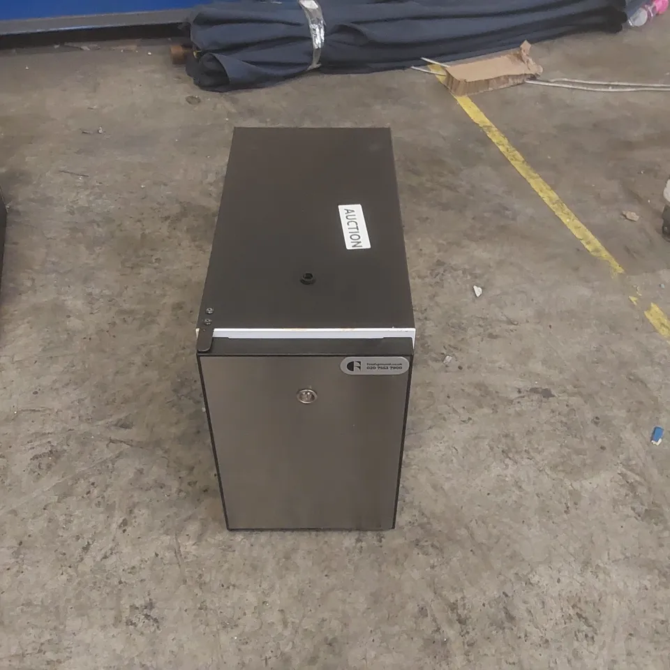 VITRIFRIGO COMMERCIAL MILK CHILLER FOR COFFEE MACHINE