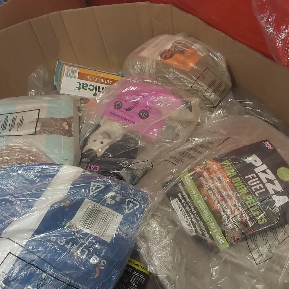 PALLET CONTAINING A LARGE QUANTITY OF ASSORTED ANIMAL PRODUCTS AND OTHER ITEMS INCLUDING: CAT LITTER, TORTOISE BEDDING, PIZZA OVEN PELLETS ECT