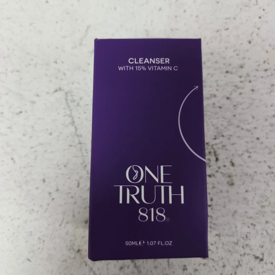 ONE TRUTH 818 CLEANSER WITH 15% VITAMIN C – 50ML
