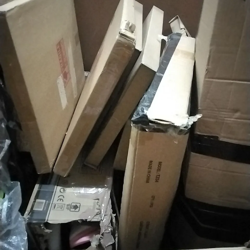 PALLET OF HOUSEHOLD ITEMS TO INCLUDE PICTURE FRAMES, BIKE,STEP LADDER,MIRROR AND OTHER ASSORTED ITEMS...
