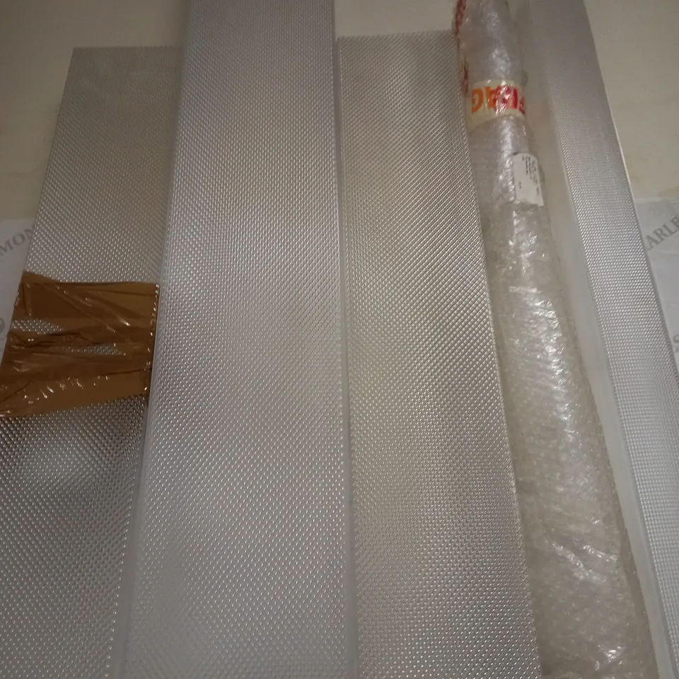 LOT OF APPROXIMATELY 5 PLASTIC LIGHT COVERS - COLLECTION ONLY