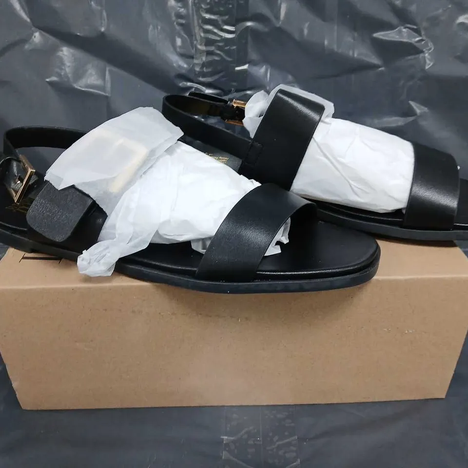 BOXED PAIR OF WHERE'S THAT FROM OPEN TOE SANDALS IN BLACK SIZE UK 8