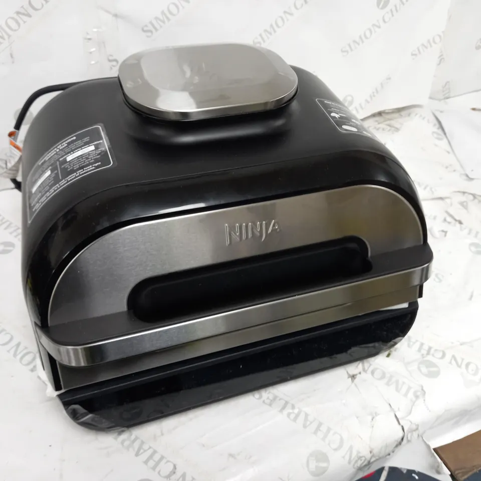 BOXED NINJA FOODI MAX HEALTH GRILL & AIR FRYER