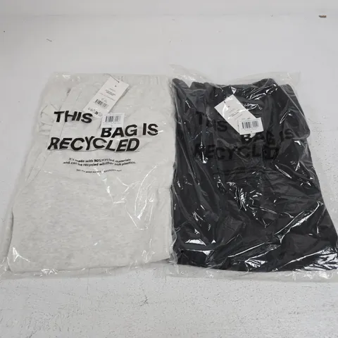 APPROXIMATELY 8 BAGGED ACTIVE RELAXED SWEATPANTS IN BLACK & LIGHT GREY MARL