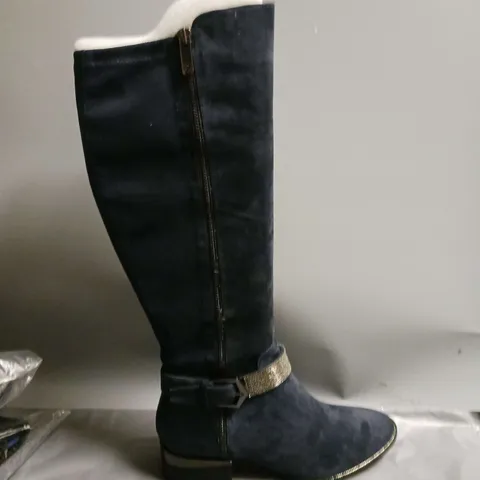 MODA IN PELLE LADIES KNEE HIGH SUEDE BOOTS WITH GLITTER DETAIL DARK BLUE SIZE EU 39