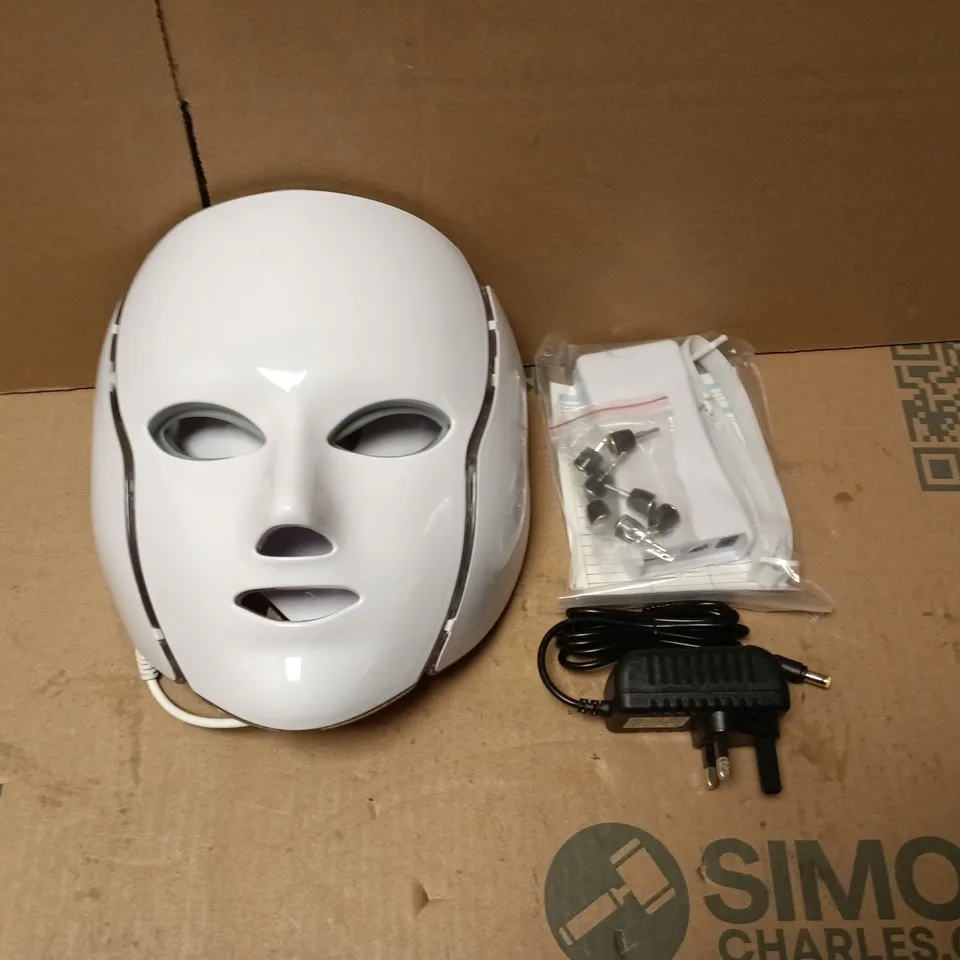 LED FACIAL SKIN CARE MASK WITH BASE UNIT – WHITE