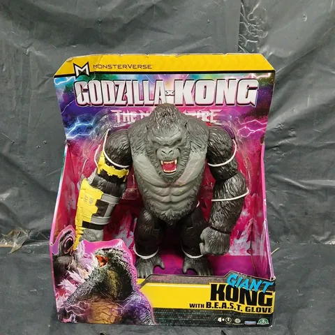 GODZILLA X KONG THE NEW EMPIRE - GIANT KONG WITH B.E.A.S.T GLOVE