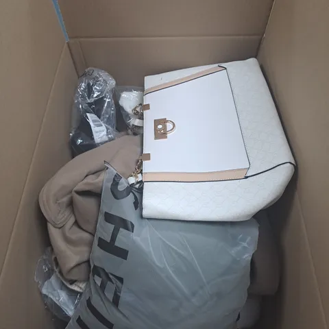 BOX OF APPROX. 25 ASSORTED CLOTHING VARYING IN SIZE/COLOUR/STYLE TO INCLUDE: TOPS, TROUSERS, JUMPERS