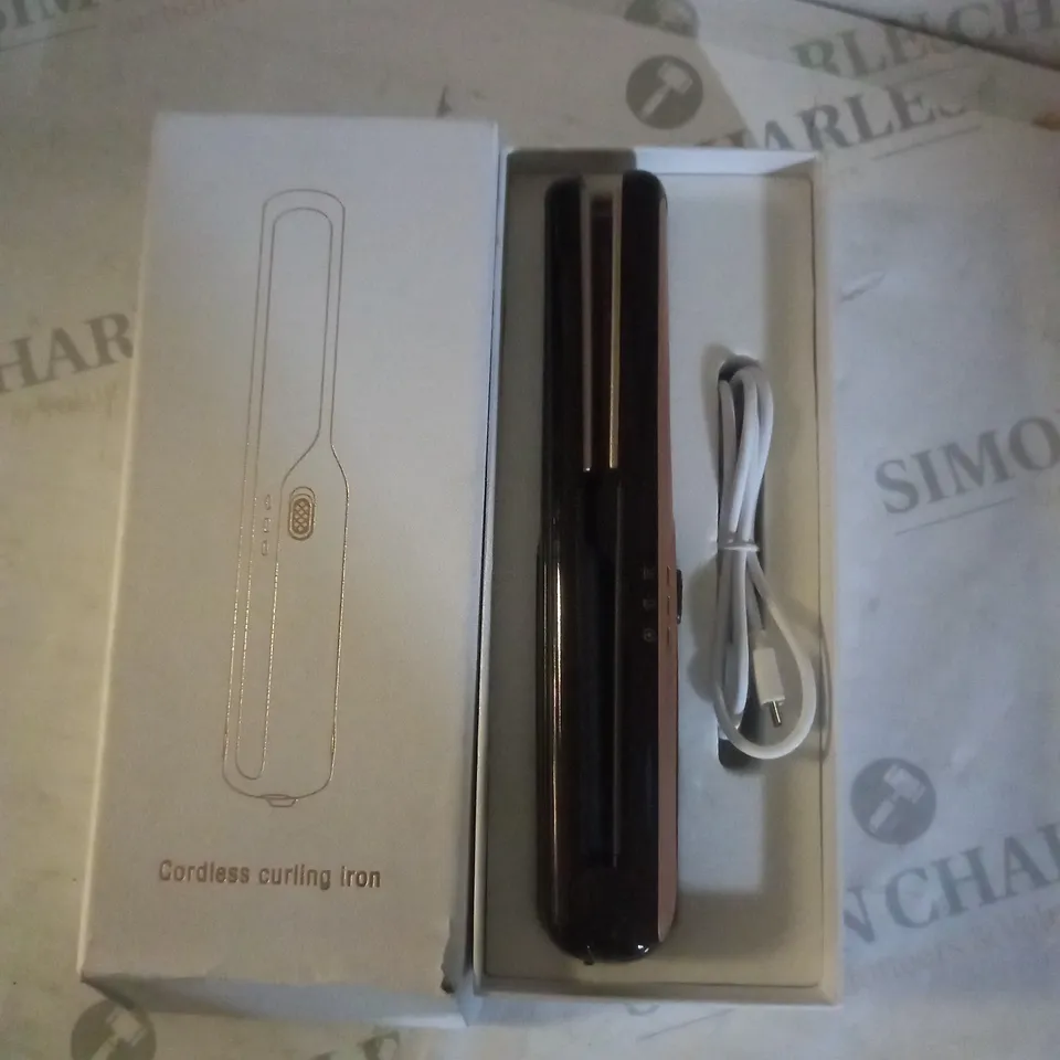 CORDLESS CURLING IRON