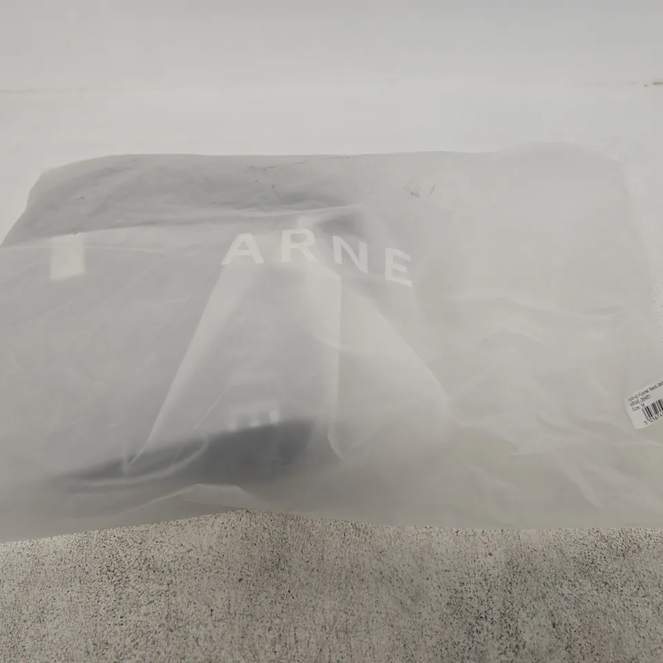 BAGGED ARNE HYBRID FUNNEL NECK JACKET - SIZE M