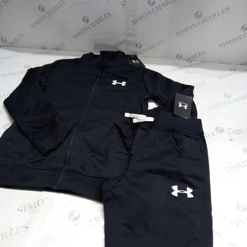 CHILDRENS UNDER ARMOUR TRACKSUIT SIZE UNSPECIFIED