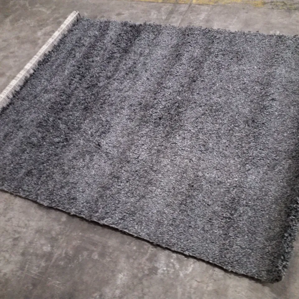 PACO HOME TRIP 450 RUG IN ANTHRACITE - 140×200CM