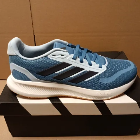 BOXED PAIR OF ADIDAS RUN FALCON 5 J TRAINERS IN BLUE - UK 6.5