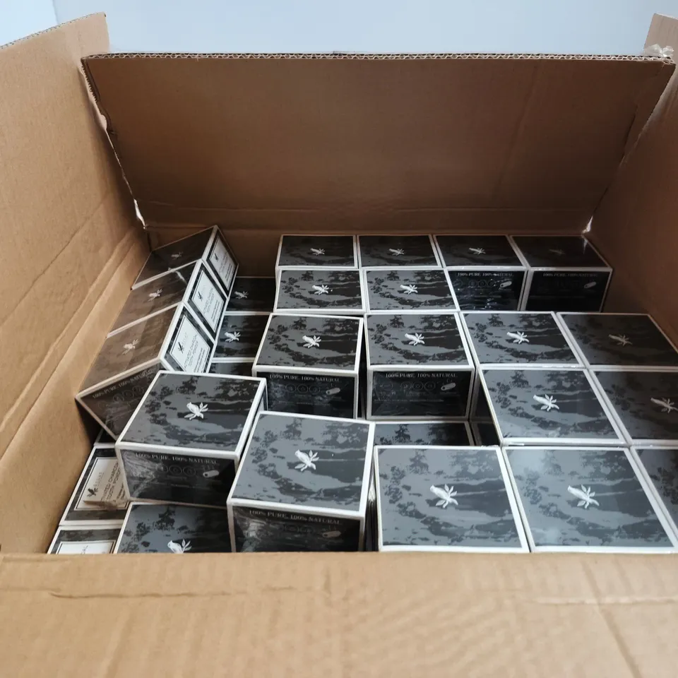 BOX OF APPROXIMATELY 70 X ECLAT ACTIVATED CHARCOAL TOOTH POWDER