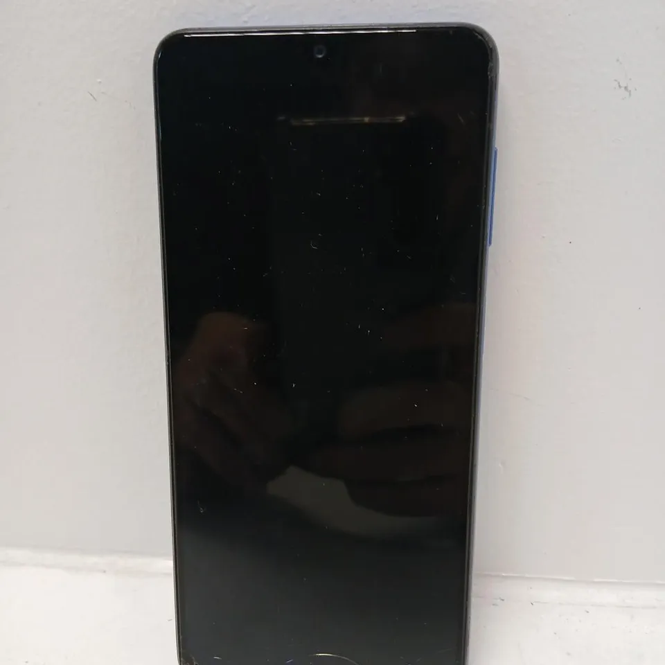 SAMSUNG GALAXY SMARTPHONE – BLUE, QUAD CAMERA 
