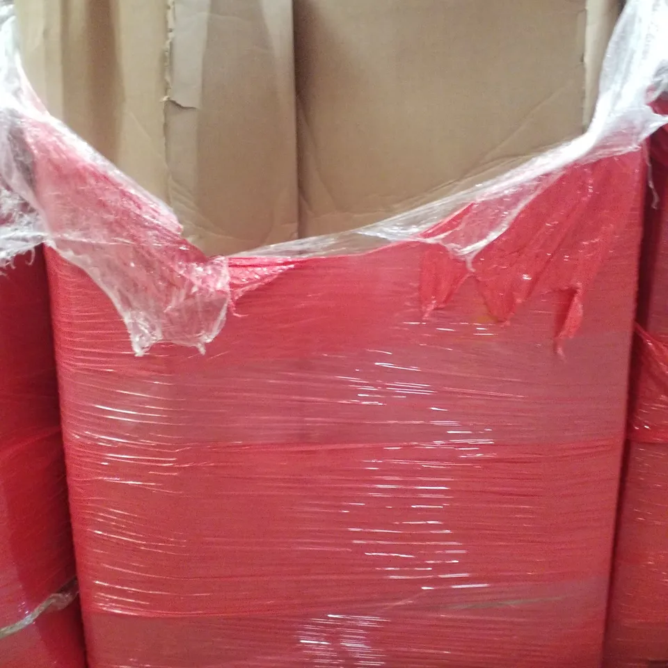 PALLET CONTAINING ASSORTED PRODUCTS INCLUDING TOILET SEAT, ROLLER BLIND, SHOE BOXES & HEATED THROW BLANKET 