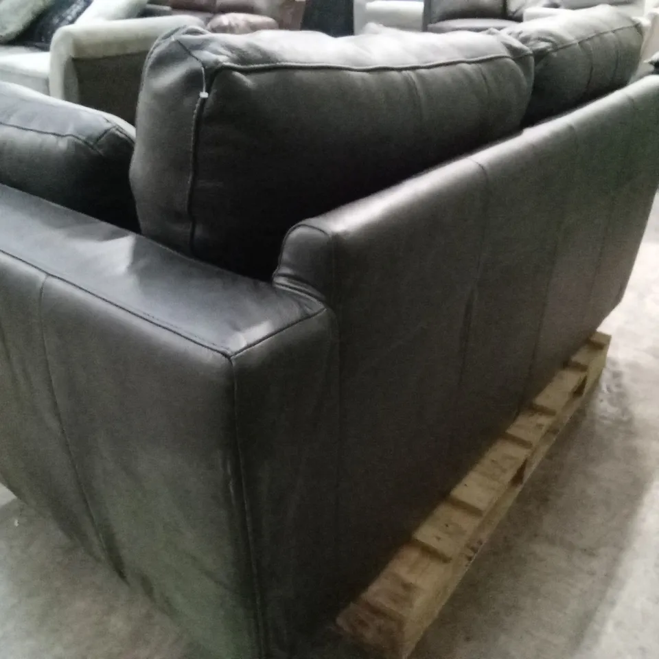 ARDEN ITALIAN LEATHER 2 SEATER SOFA - BLACK RRP £1299