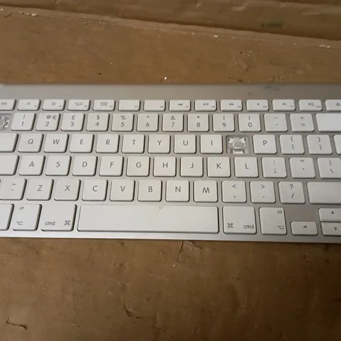 apple keyboard two missing keys 