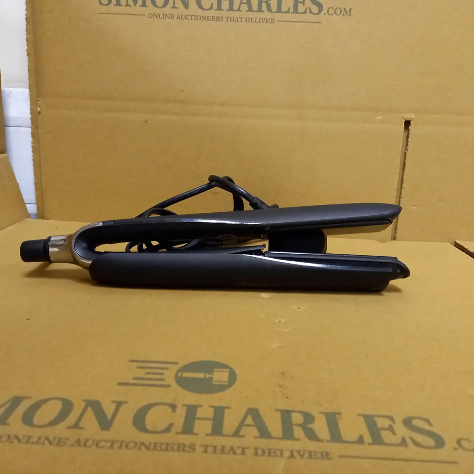 GHD PLATINUM+ STYLER BLACK PROFESSIONAL SMART HAIR STRAIGHTENERS