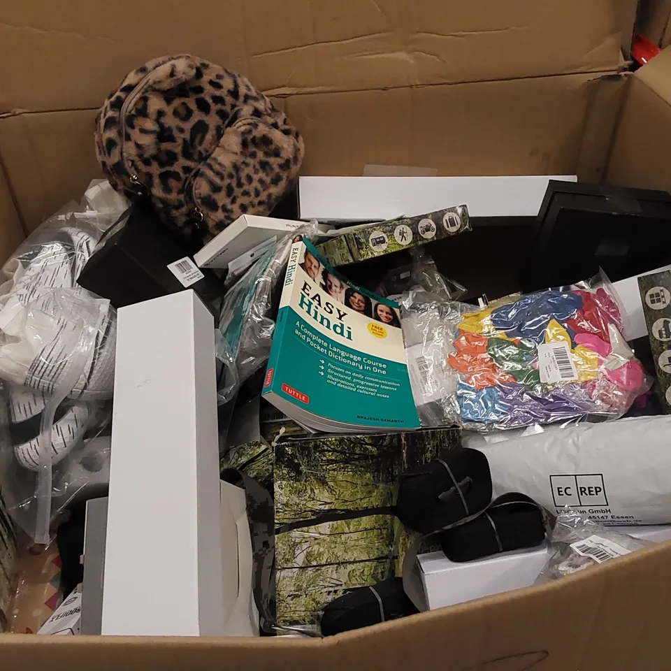 PALLET OF ASSORTED HOUSEHOLD ITEMS AND CONSUMER PRODUCTS. INCLUDES LASHING STRAPS, CHRISTMAS AND HALLOWEEN ITEMS, CLOTHES ETC 