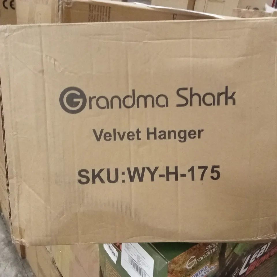 BOXED SET OF GRANDMA SHARK VELVET HANGERS 