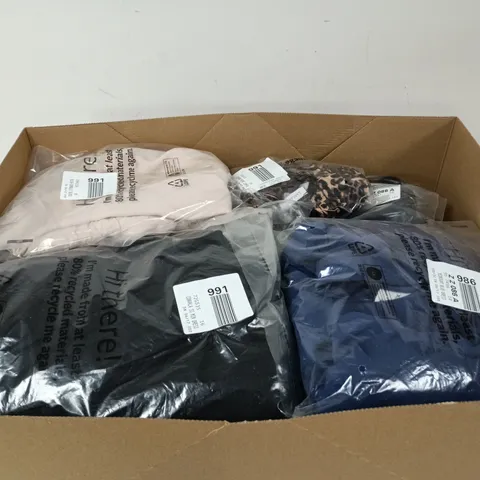 BOX OF APPROXIMATELY 18 ASSORTED CLOTHING ITEMS OF VARIOUS STYLES AND SIZES TO INCLUDE OLIVE T SHIRT, MIDNIGHT BLUE DRESS, BLUSH BLOUSE ETC