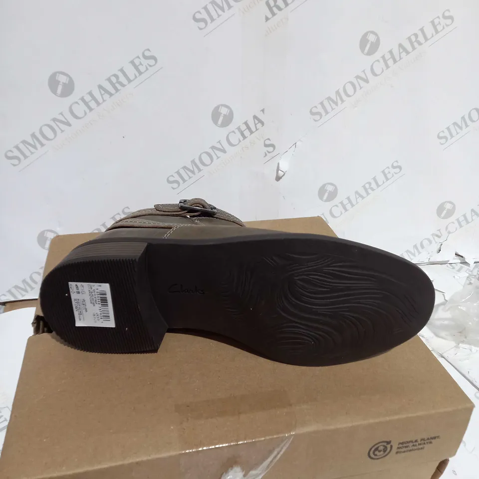 CLANKS MAYE ANKLE BOOT SIZE 5 BROWN LEATHER 