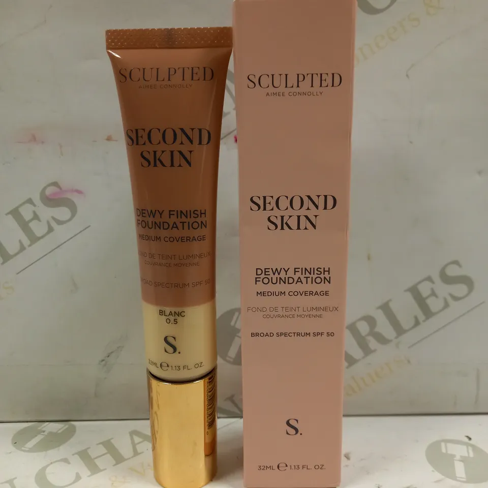 SCULPTED SECOND SKIN DEWY FINISH FOUNDATION - BLANC 0.5