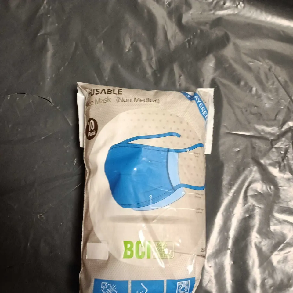 BOX OF ASSORTED HOUSHOLD GOODS INCLUDING: CYBERPUNK POSTCARDS, DISPOSABLE MASKS AND HOME WIFI MESH SYSTEM