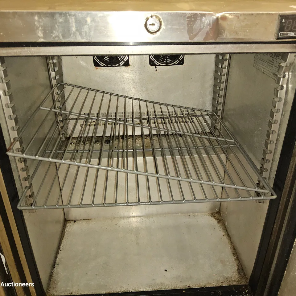 FOSTER COMMERCIAL UNDER COUNTER FRIDGE 