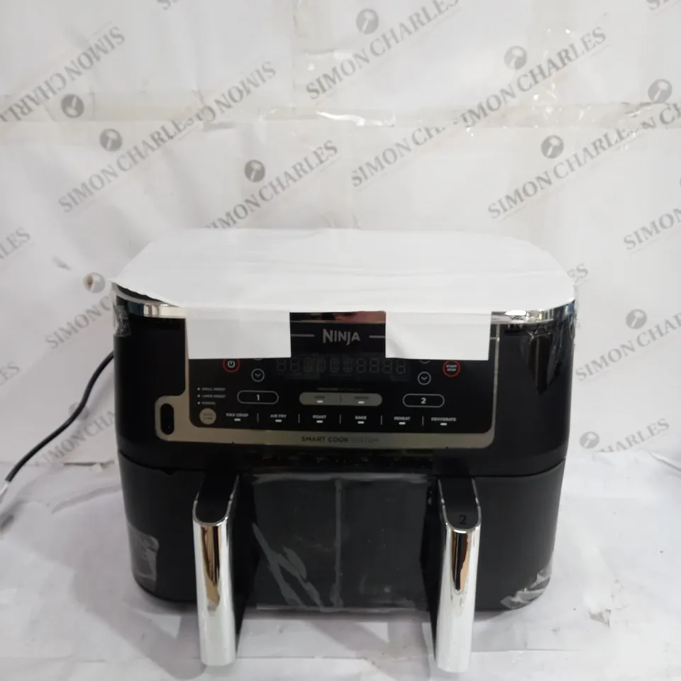 BOXED NINJA AIR FRYER AF451UK 9.5L