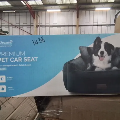 BOXED FURDREAMS PREMIUM PET CAR SEAT