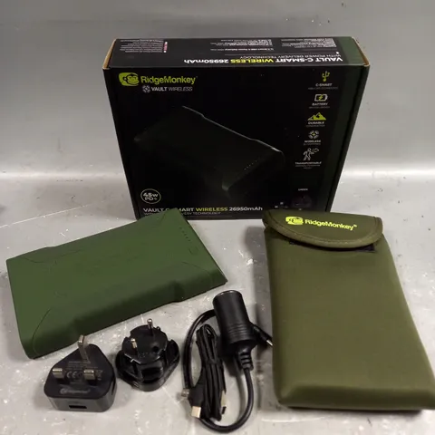 BOXED RIDGE MONKEY VAULT C-SMART WIRELESS CHARGER - 26950MAH