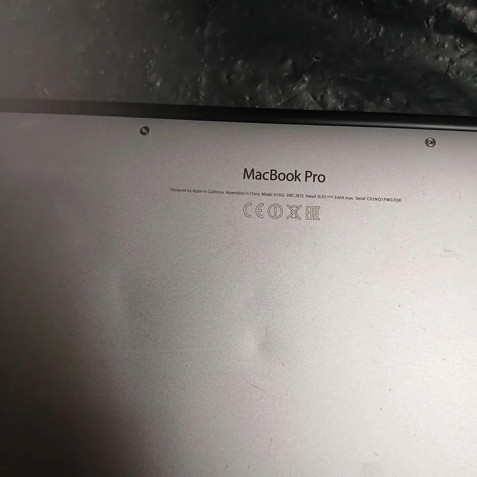 APPLE MACBOOK PRO 13-INCH SILVER LAPTOP – A1502 (EMC 2875)