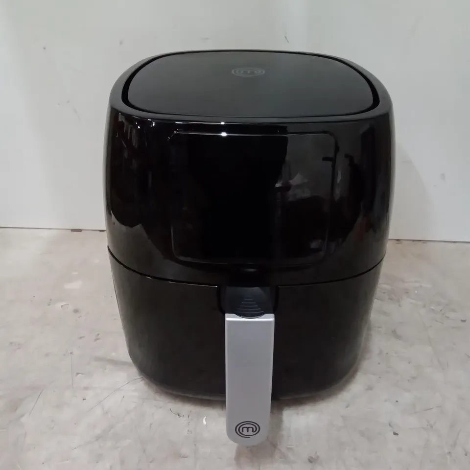 BOXED MASTERCHEF 4.5L DIGITAL AIR FRYER 