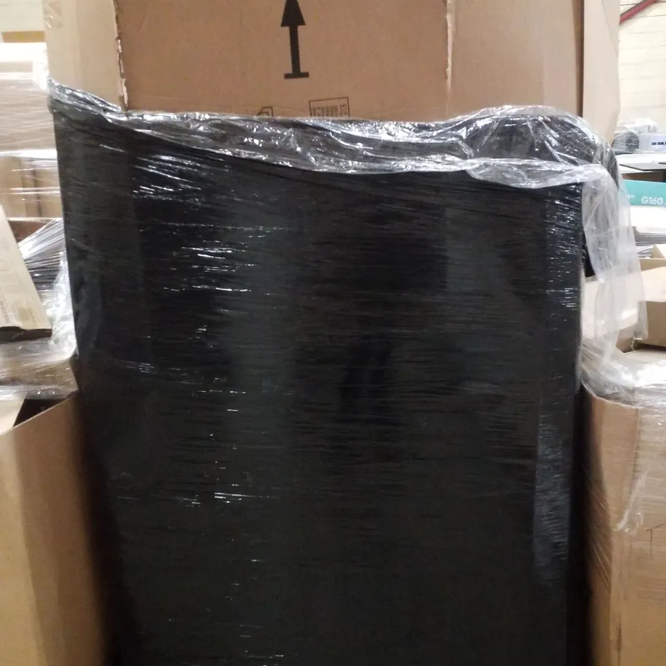 PALLET CONTAINING ASSORTED BEDDING INCLUDING MATTRESS, PILLOWS & HEATED UNDERBLANKET