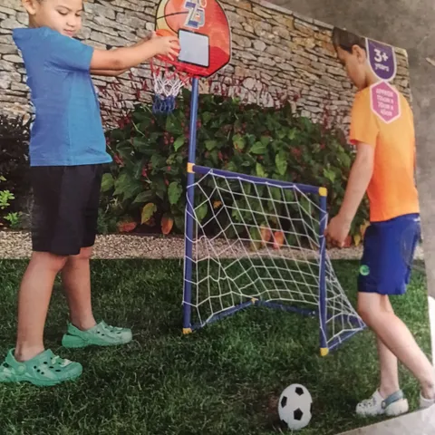 BOXED HAPELLO 2 IN 1 FOOTBALL & BASKETBALL HOOP