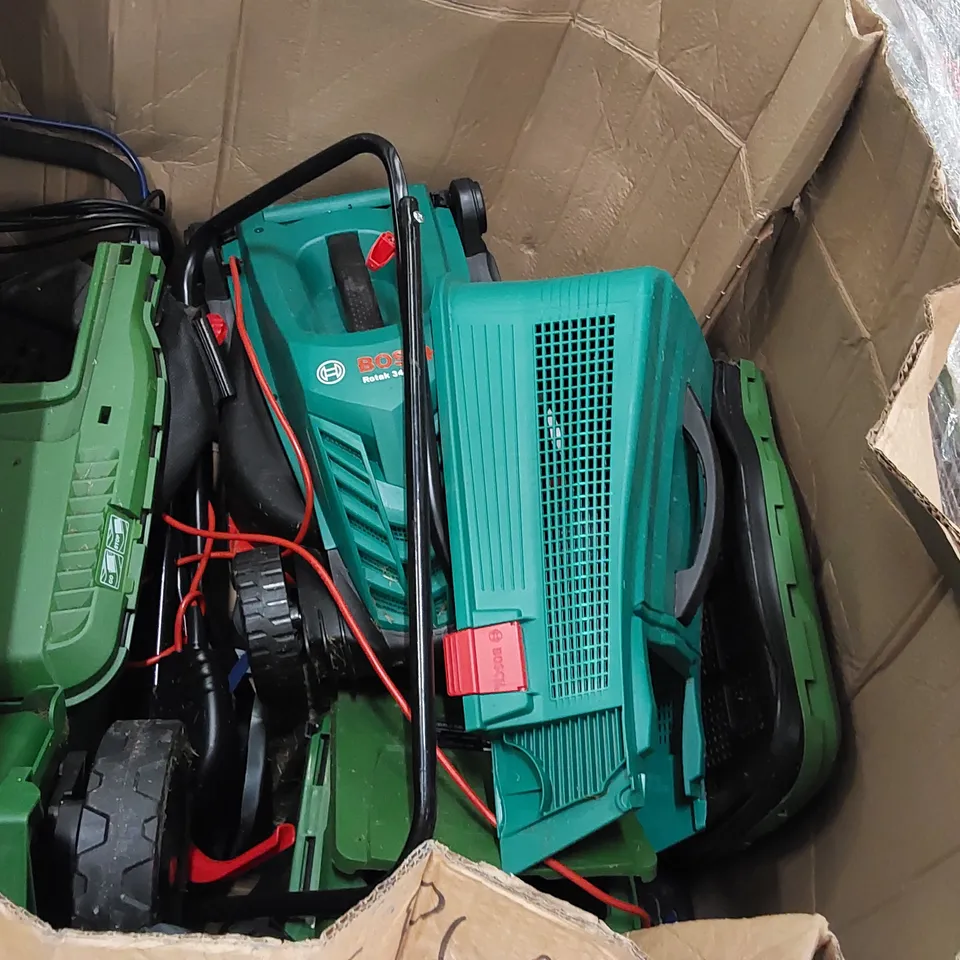 PALLET OF APPROXIMATELY 8 ASSORTED LAWN MOWERS