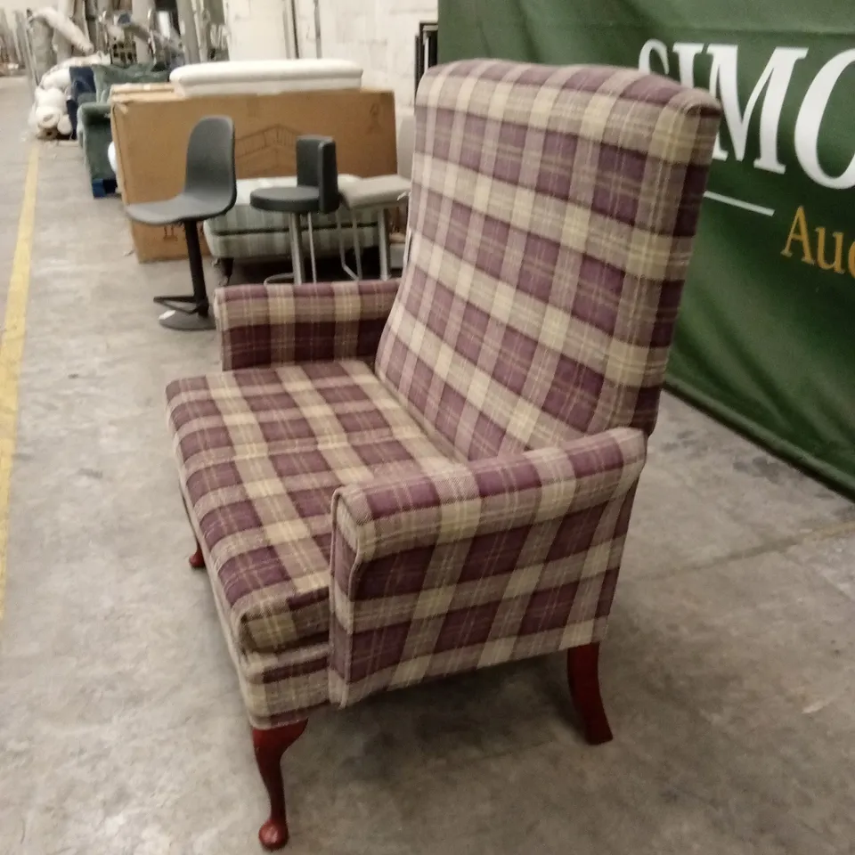 QUALITY DESIGNER EDINBURGH HIGH-BACK SMALL 2 SEATER FABRIC SOFA