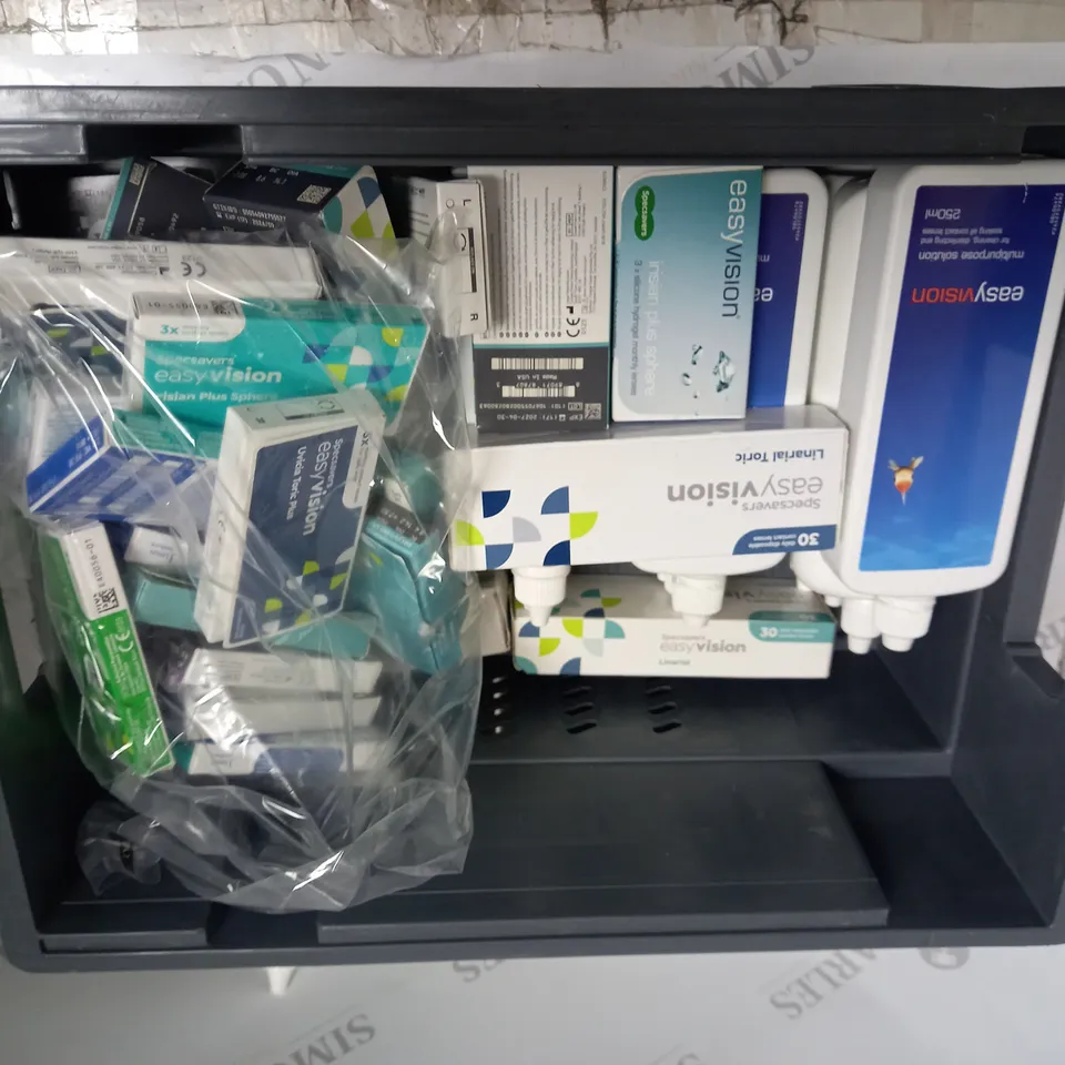 BOXED LOT TO CONTAIN APPROX. 30 X ASSORTED VISION CARE PRODUCTS. INCLUDES PACKS OF CONTACT LENSES & CONTACT LENSE CLEANING SOLUTION. BRANDS VARY