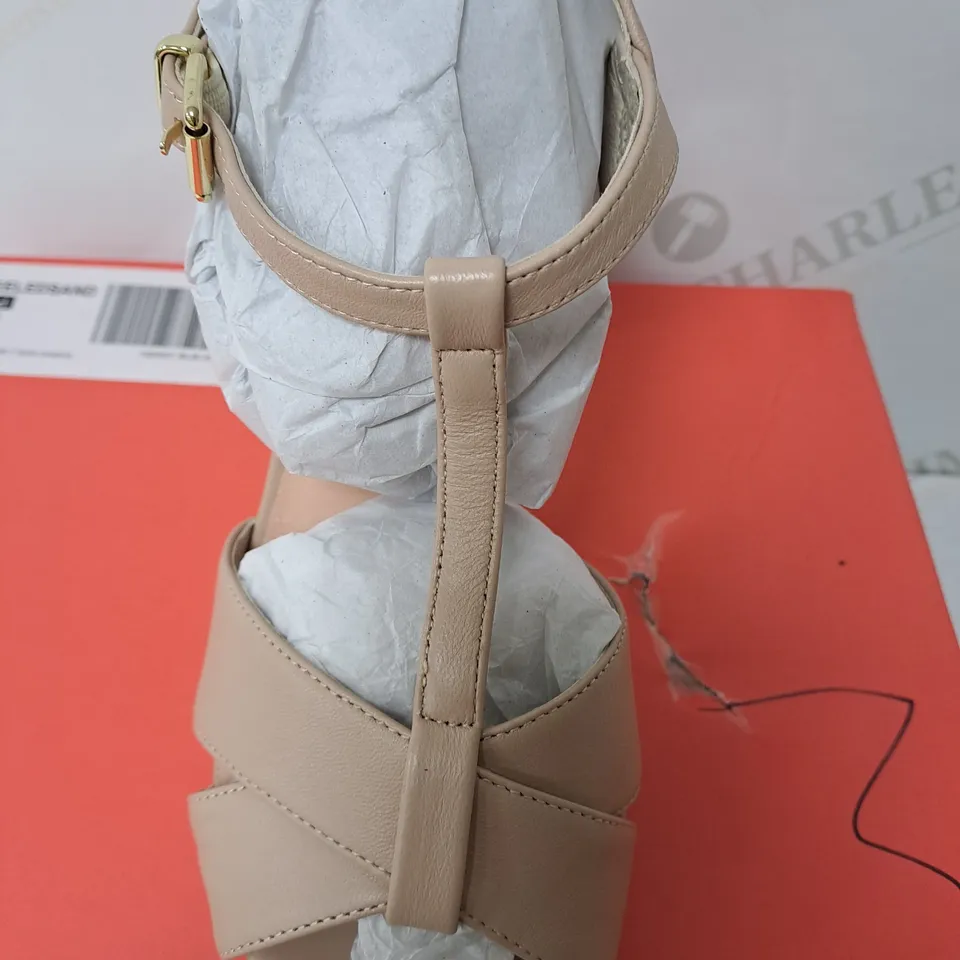 RUTH LANGSFORD BOXED HEELED SANDAL BIEGE SIZE 5