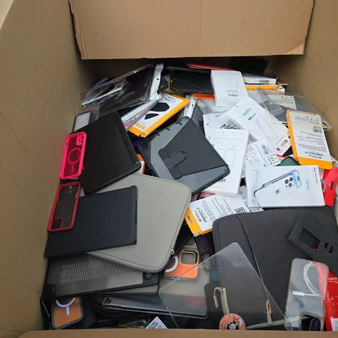 PALLET OF ASSORTED TABLET AND PHONE CASES 